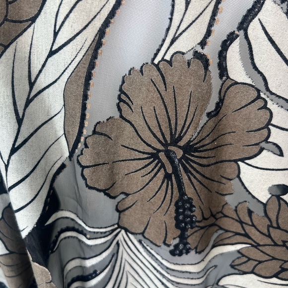 Kokomo Unlimited Poncho shawl side Button Fringe metallic Floral Sheer Poncho - Picture 6 of 10